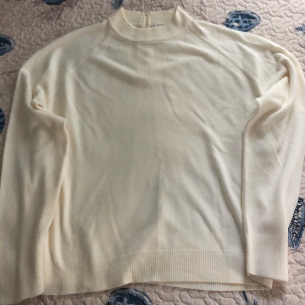 White White Stag zipper back sweater.  Size xl.